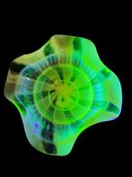 boheems - Schaal - Uraniumglas - Uranium glas, Antiek en Kunst