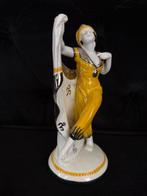 Figure - Figurine en porcelaine Art Déco – Dame en robe