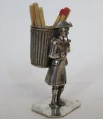 Militair met pijp, aansteker lucifer mand - Figuur - Zilver, Antiek en Kunst