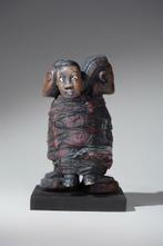 Een houten beeld. - voodoo - Fon - Togo (Zonder