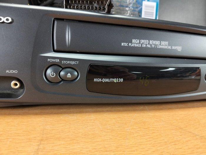 Daewoo Q230 Videorecorder, Collections, Appareils photo & Matériel cinématographique