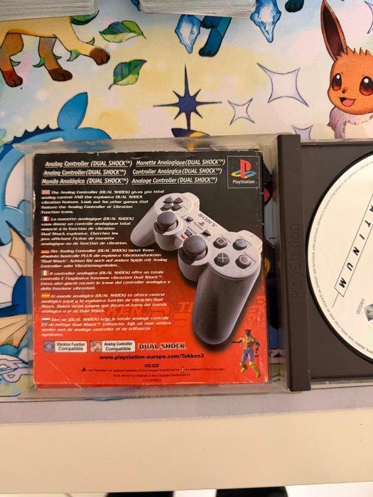 Sony - Playstation 1 (PS1) - Tekken 3 SIGNED BY HARADA, Games en Spelcomputers, Spelcomputers | Overige Accessoires