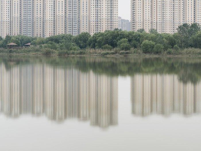 Alessandro Zanoni - Suspended in Time, Antiek en Kunst, Kunst | Designobjecten