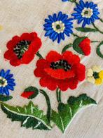 Tafelkleed - 270 cm - 170 cm - Ricamo Mano - met twaalf, Antiek en Kunst