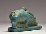 Égypte ancienne Faience Grand amulette dune truie allaitant