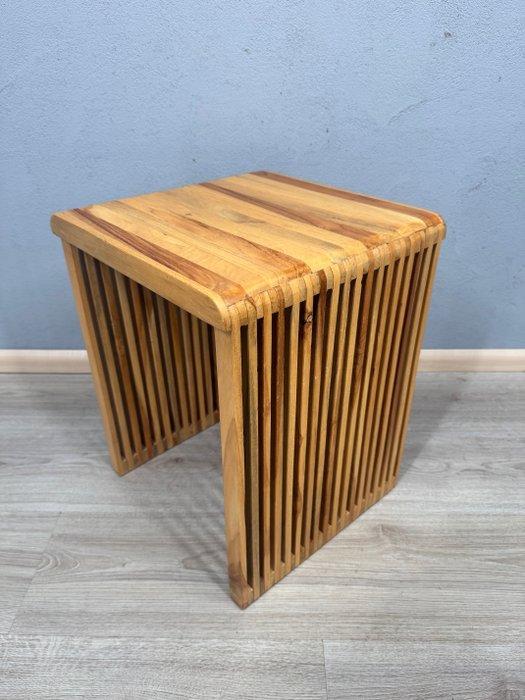 Bijzettafel - Hout - bijzettafel met klassieke, Antiek en Kunst, Curiosa en Brocante