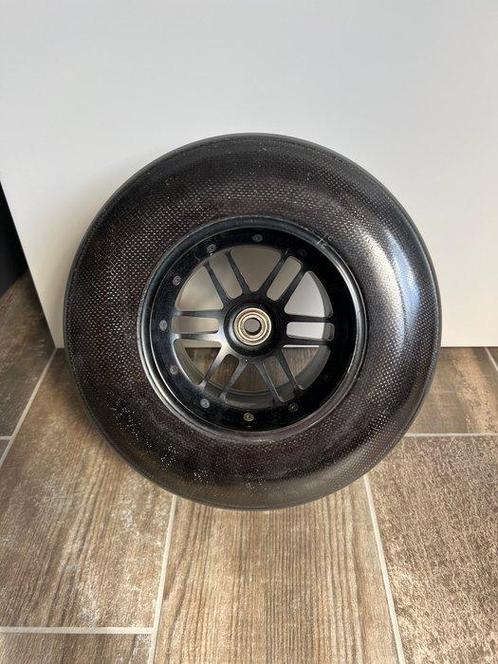 Pneu complet sur la roue (1) - BBS - Windtunnel F1 wheel -, Verzamelen, Automerken, Motoren en Formule 1