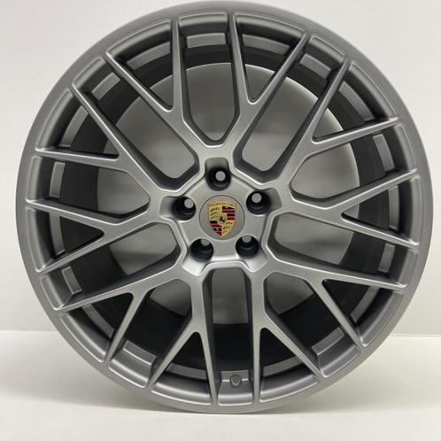 Porsche Macan 20inch RS Spyder Platinium met winterbanden, Auto-onderdelen, Banden en Velgen, 20 inch, Winterbanden, 295 mm, Personenwagen