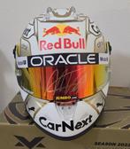 Red Bull 1:2 - Model raceauto - Verstappen helmet 2022, Nieuw