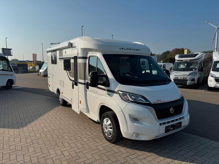 Fleurette Florium Baxter 68 LMC met slechts 35971 km 44699, Caravans en Kamperen, Mobilhomes, Cassettetoilet, Handgeschakeld, L-zit