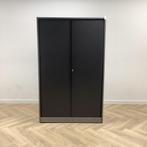Tweedehands Ahrend roldeurkast / garagekast vv 4 legborden, Gebruikt