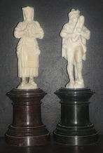 Sculpture, una coppia di musicanti - 13 cm - Ivoire