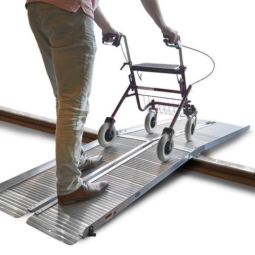 Datona Oprijplaat rolstoel 300 cm drie keer opvouwbaar -, Auto diversen, Auto-accessoires, Ophalen of Verzenden