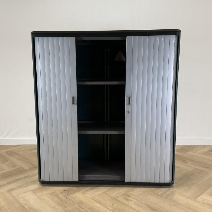 Gispen roldeurkast vv 2 legborden en sleutel (hxbxd), Huis en Inrichting, Kasten | Roldeurkasten en Archiefkasten, Gebruikt