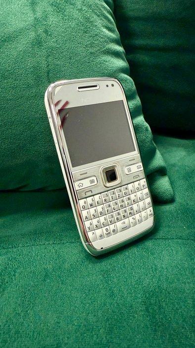 Nokia E72 White Edition - Mobiele telefoon - In originele, Games en Spelcomputers, Spelcomputers | Overige Accessoires