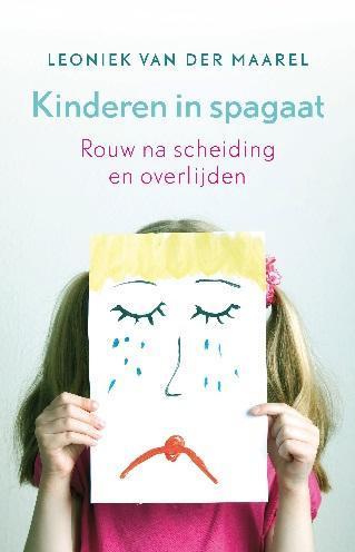 Kinderen in spagaat 9789025902018 Leoniek van der Maarel, Boeken, Politiek en Maatschappij, Zo goed als nieuw, Verzenden
