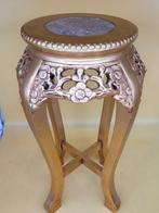 Runder Blumenhocker – Beistellhocker mit Marmorplatte –