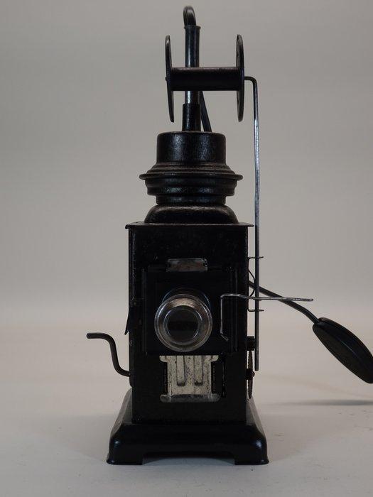 Onbekend Toverlantaarn / kinematograaf Analoge camera, Audio, Tv en Foto, Fotocamera's Analoog