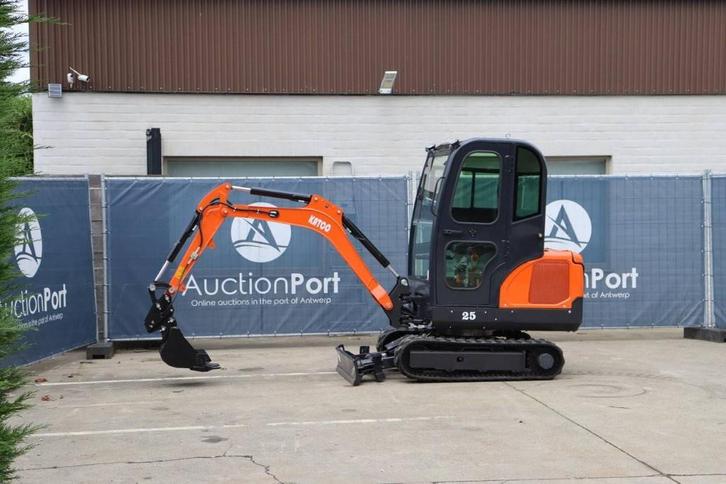 Veiling: Rupsgraafmachine Katco Q27-POWER+ Diesel Nieuw, Zakelijke goederen, Machines en Bouw | Kranen en Graafmachines, Ophalen