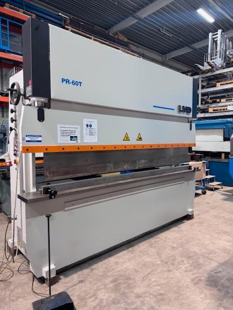 Plooibank / kantbank LVD 3600 X 60 Ton, Zakelijke goederen, Machines en Bouw | Metaalbewerking