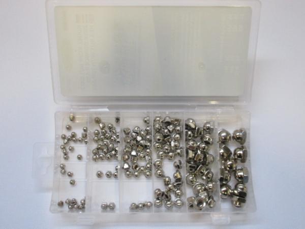 Veiling - Assortiment Dopmoeren 150-delig M3 t/m M10, Doe-het-zelf en Bouw, IJzerwaren en Bevestigingsmiddelen