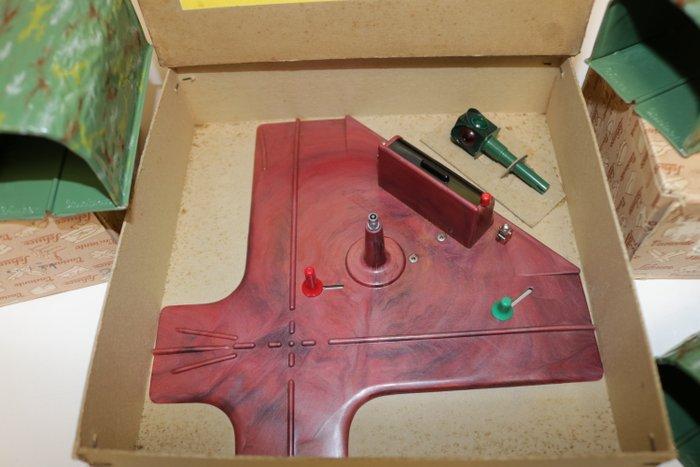 Schuco - Modelauto (3) - Lot of 3 Schuco items o.a. Schuco, Antiek en Kunst, Antiek | Speelgoed