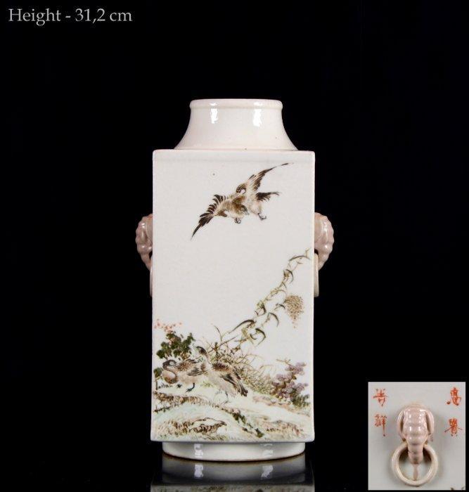 Een grote Chinese landschap, vogels en kalligrafie, Antiek en Kunst, Antiek | Overige Antiek