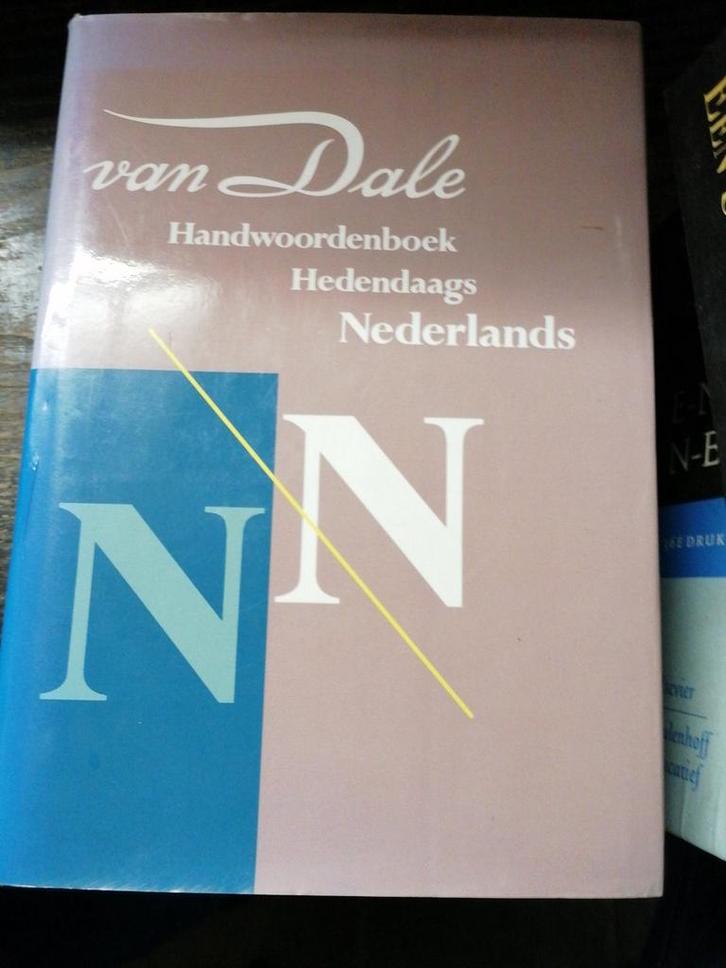 Van Dale handwoordenboek van hedendaags Nederlands / Van, Boeken, Woordenboeken, Gelezen, Verzenden