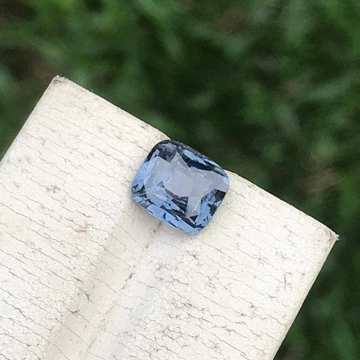 Zonder minimumprijs - 1 pcs Blauw Spinel - 2.72 ct -, Handtassen en Accessoires, Edelstenen