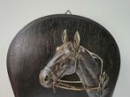 HB - Paardenhoofd - Plaquette - Silverplated op hout, Antiek en Kunst