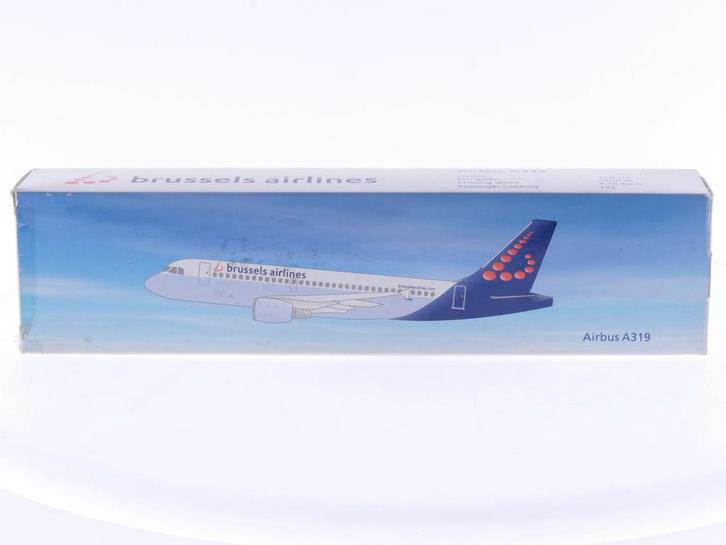 Schaal 1:200 Airbus A319 Brussels Airlines Reg. N/A #8042, Hobby en Vrije tijd, Modelbouw | Vliegtuigen en Helikopters, Nieuw