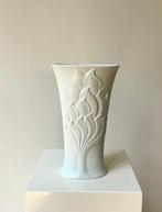 AK Kaiser - Manfred Frey - Vase - Flamme 582/25 - Biscuit de