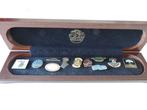 Draagspeld A very beautiful and rare mahogany box of 11