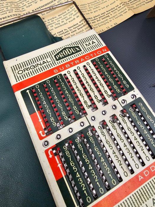Produx - Rekenmachine - 1950-1960 - Twee rekenmachines, Antiek en Kunst, Kunst | Designobjecten