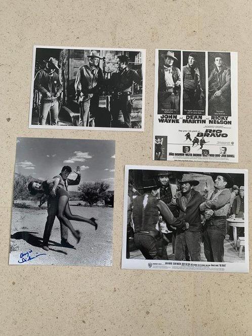 Nice signed photograph of Angie Dickinson - Rio Bravo, Collections, Cinéma & Télévision