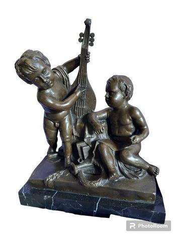sculptuur, sculpture group of 2 putti, allegory of the arts