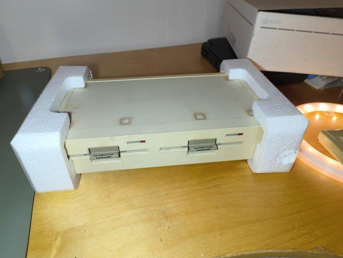 Apple A9M0108 Duo Disk dual 5.25-inch floppy disk -, Games en Spelcomputers, Spelcomputers | Overige Accessoires