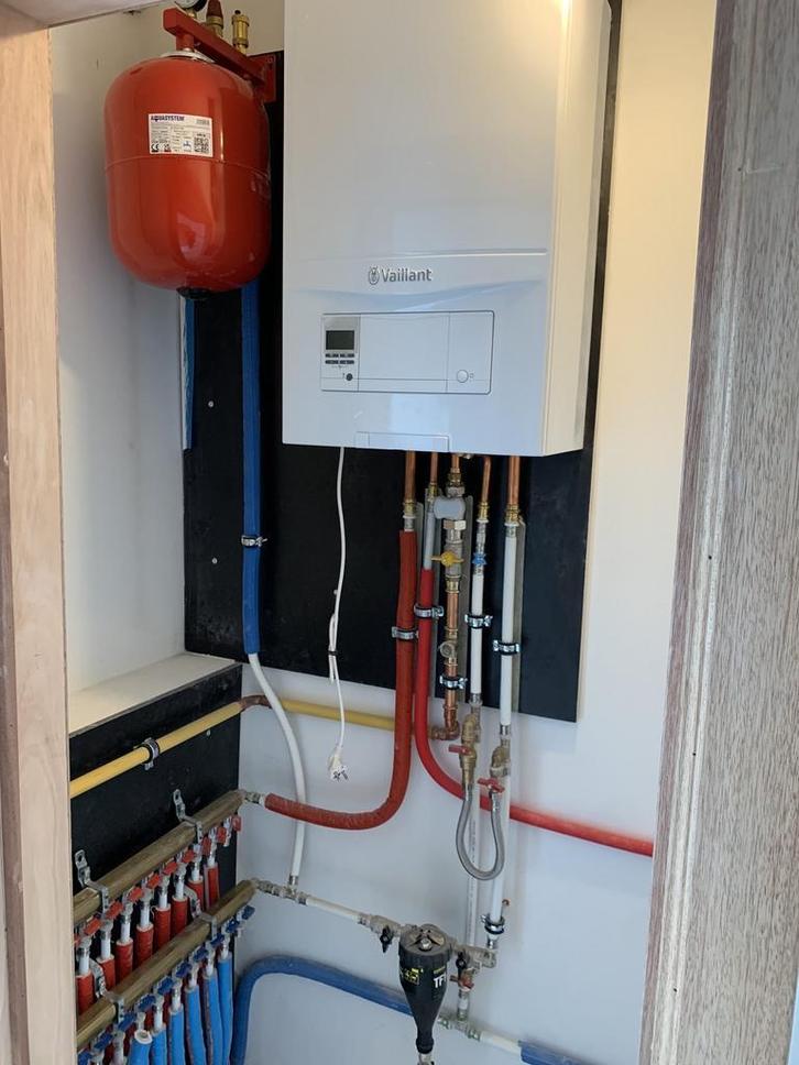 chauffagiste électricien agrée entretien chaudier0466120175, Services & Professionnels, Plombiers & Installateurs, Installation