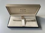 Parker - Sonnet Sterling Silver 18K Ciselé - Vulpen, Verzamelen, Pennenverzamelingen, Nieuw
