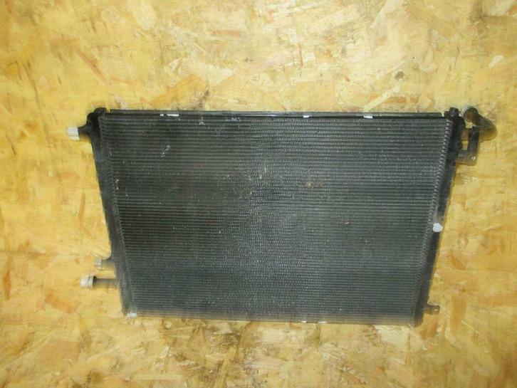 Land Rover discovery sport LR133030 radiateur, Auto-onderdelen, Overige Auto-onderdelen, Gebruikt, Land Rover, Ophalen of Verzenden