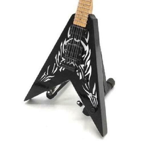 Miniatuur BC Rich Signature V gitaar met gratis standaard, Verzamelen, Muziek, Artiesten en Beroemdheden, Pop, Beeldje of Miniatuur