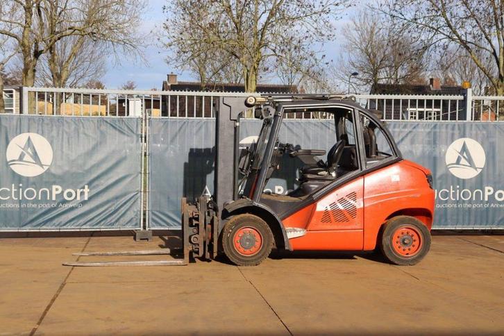 Veiling: Heftruck Linde H50D-01 Diesel 5000kg 4m 2010, Zakelijke goederen, Machines en Bouw | Heftrucks en Intern transport, Ophalen