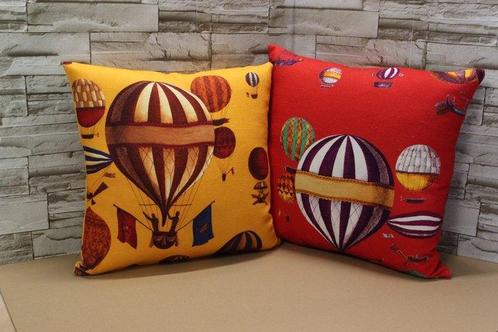 Kussens met vintage canvasstof van Fornasetti - Kussen (2), Antiek en Kunst, Antiek | Meubels | Stoelen en Sofa's
