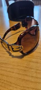 Gucci - Lunettes de soleil, Bijoux, Sacs & Beauté, Lunettes de Soleil & Lunettes | Femmes