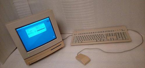 Apple 1993 Macintosh LC lll + 12 monochrome display +, Games en Spelcomputers, Spelcomputers | Overige Accessoires