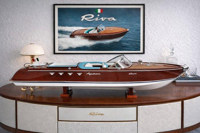 maquette de luxe Riva Aquarama bois 53cm 1:10 - Modelboot, Hobby & Loisirs créatifs, Voitures miniatures | 1:5 à 1:12