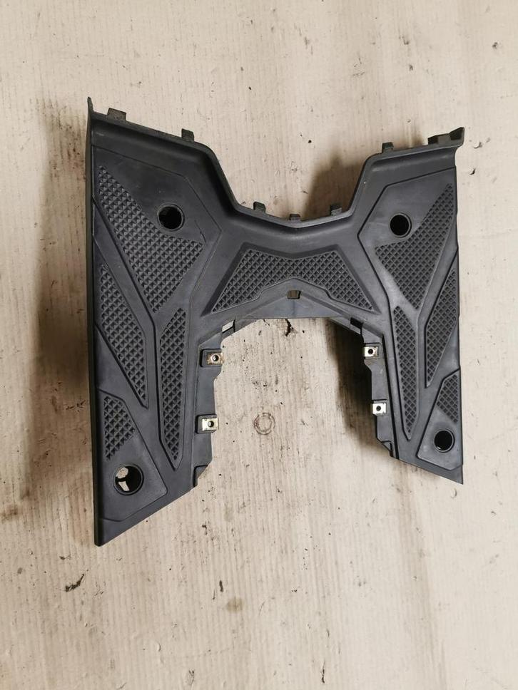 Sym X-pro / Orbit 3 / 2020 / 2 / Treeplank / Voetenplaat, Vélos & Vélomoteurs, Pièces de cyclomoteur | Scooters, Enlèvement ou Envoi