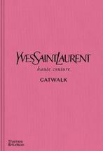 Yves Saint Laurent 9780500022399 Suzy Menkes, Boeken, Verzenden, Zo goed als nieuw, Suzy Menkes