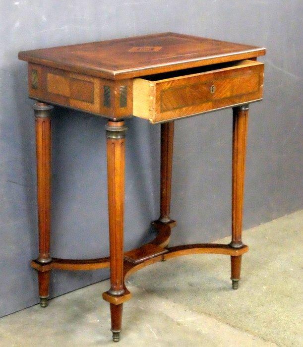 Tafel - rozenhout, Antiek en Kunst, Antiek | Meubels | Stoelen en Sofa's