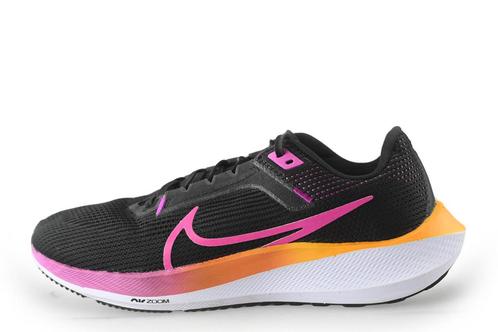 Nike Sportschoenen in maat 41 Zwart | 5% extra korting, Kleding | Dames, Schoenen, Zwart, Zo goed als nieuw, Sportschoenen, Verzenden
